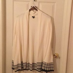 Sweater, open, pleated at cuffs